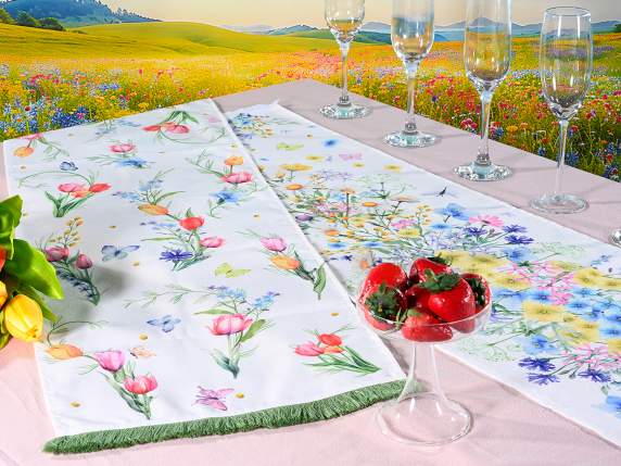 Camino de mesa primaveral